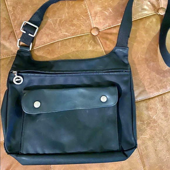 Longchamp Handbags - 💥Host Pick💥 Vintage Longchamp Crossbody Bag